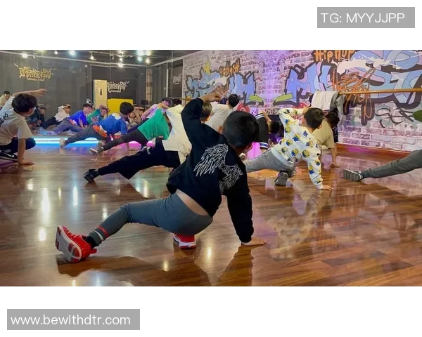 街舞心理素质评比揭晓杭州街舞队荣获第二名成就辉煌