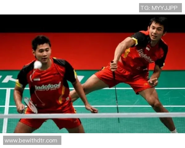 重庆羽毛球队区域防守策略深度解析与实战应用探讨 重庆羽毛球队区域防守策略深度解析与实战应用探讨