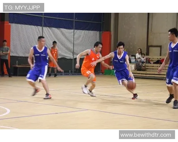 重庆篮球队在城市联赛中的状态分析与表现评估 重庆篮球队在城市联赛中的状态分析与表现评估